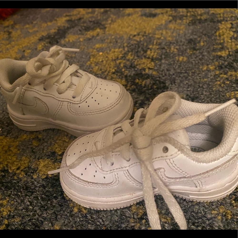 White baby Nike Air Force